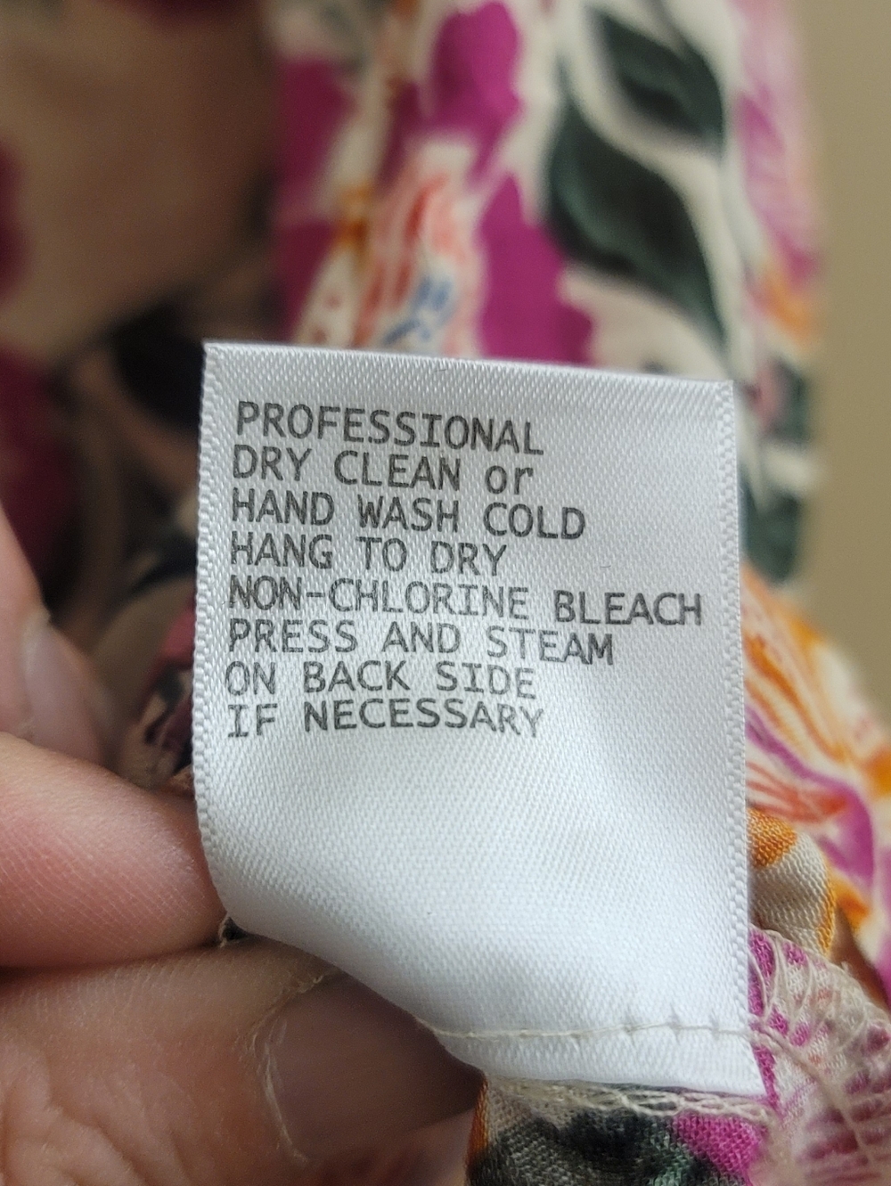 EUC Artlier Nicole Miller Tropical Floral Ruffle-Sleeve Blouse - Pink Multi - Picture 7 of 7